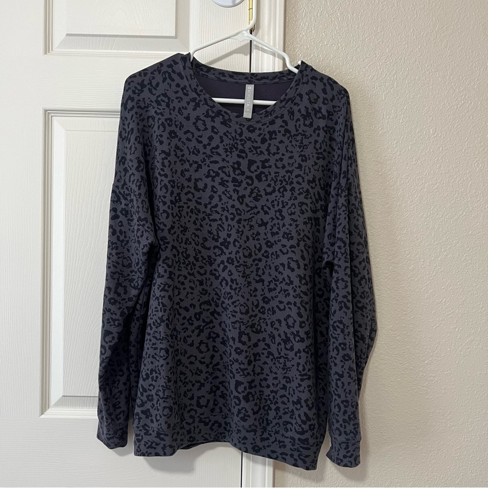 Athleta Pure Luxe Leopard Print Sweatshirt Gray Black Size M